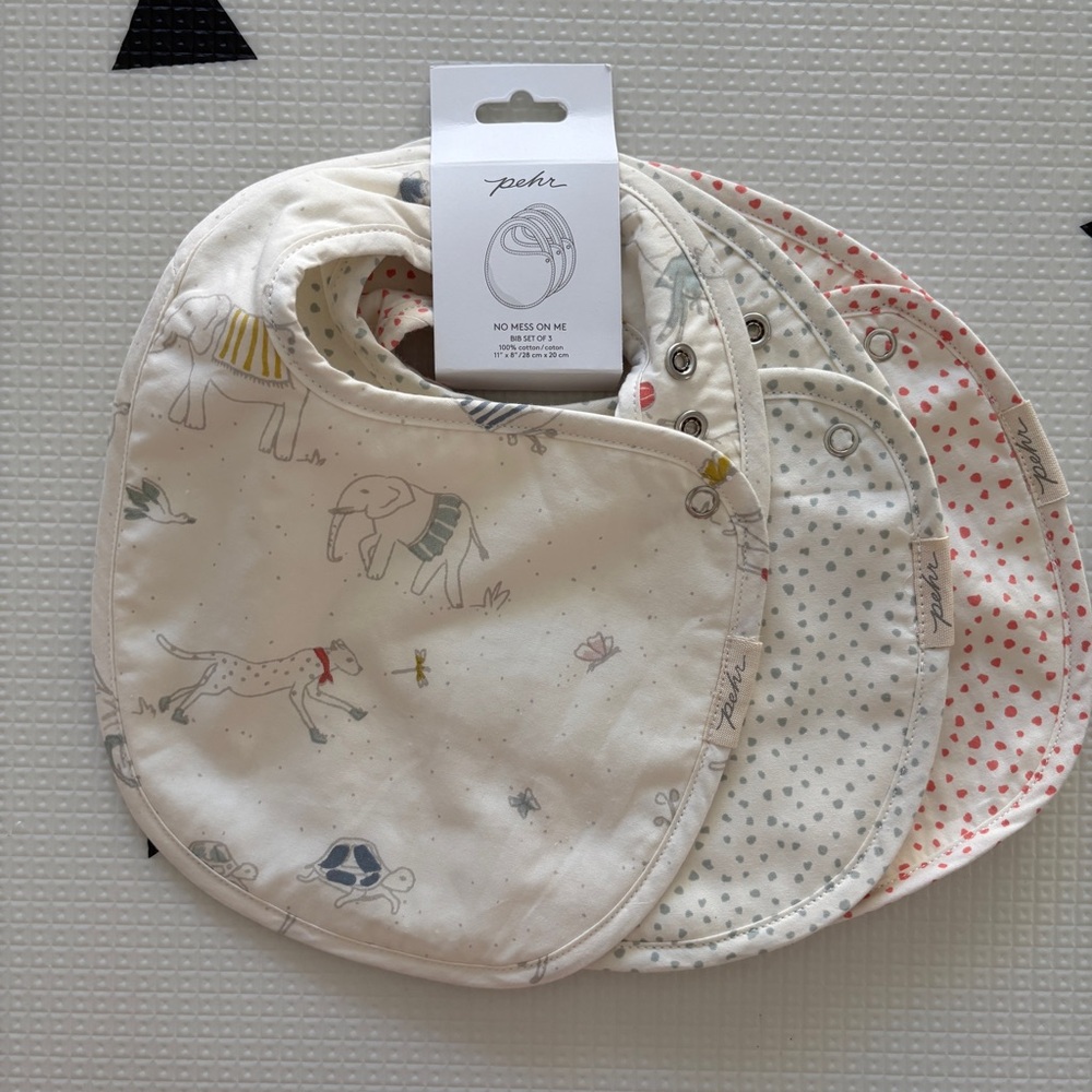 Pehr bib set of 3